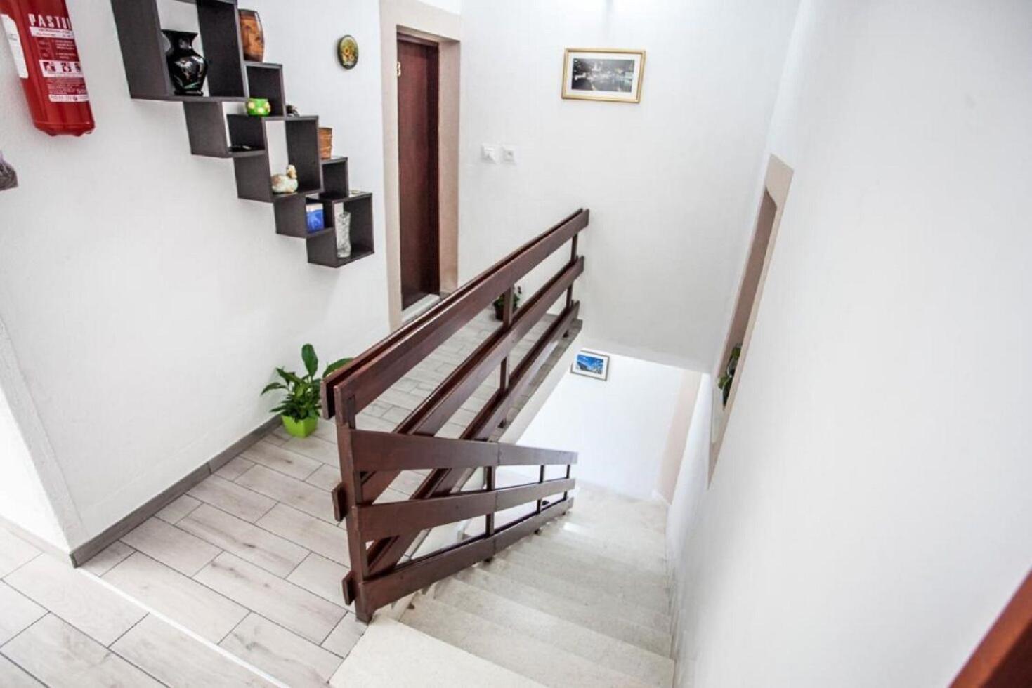 Apartments Verica - 15 M From Beach Krilo Bagian luar foto