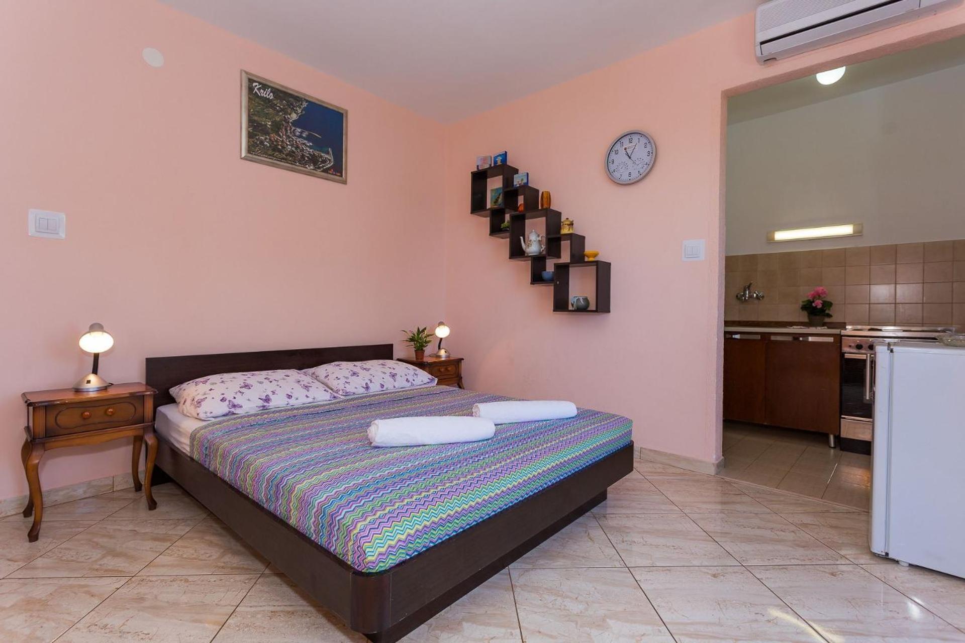 Apartments Verica - 15 M From Beach Krilo Bagian luar foto