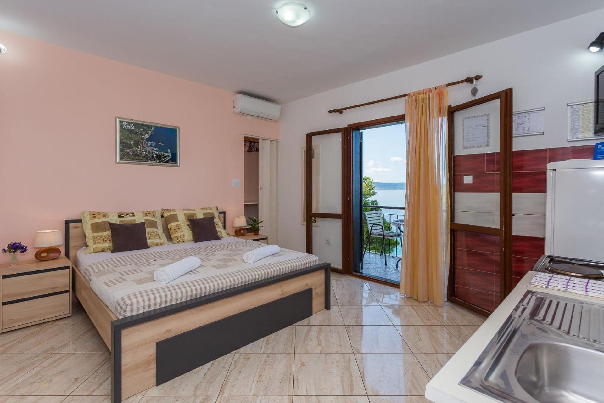 Apartments Verica - 15 M From Beach Krilo Bagian luar foto