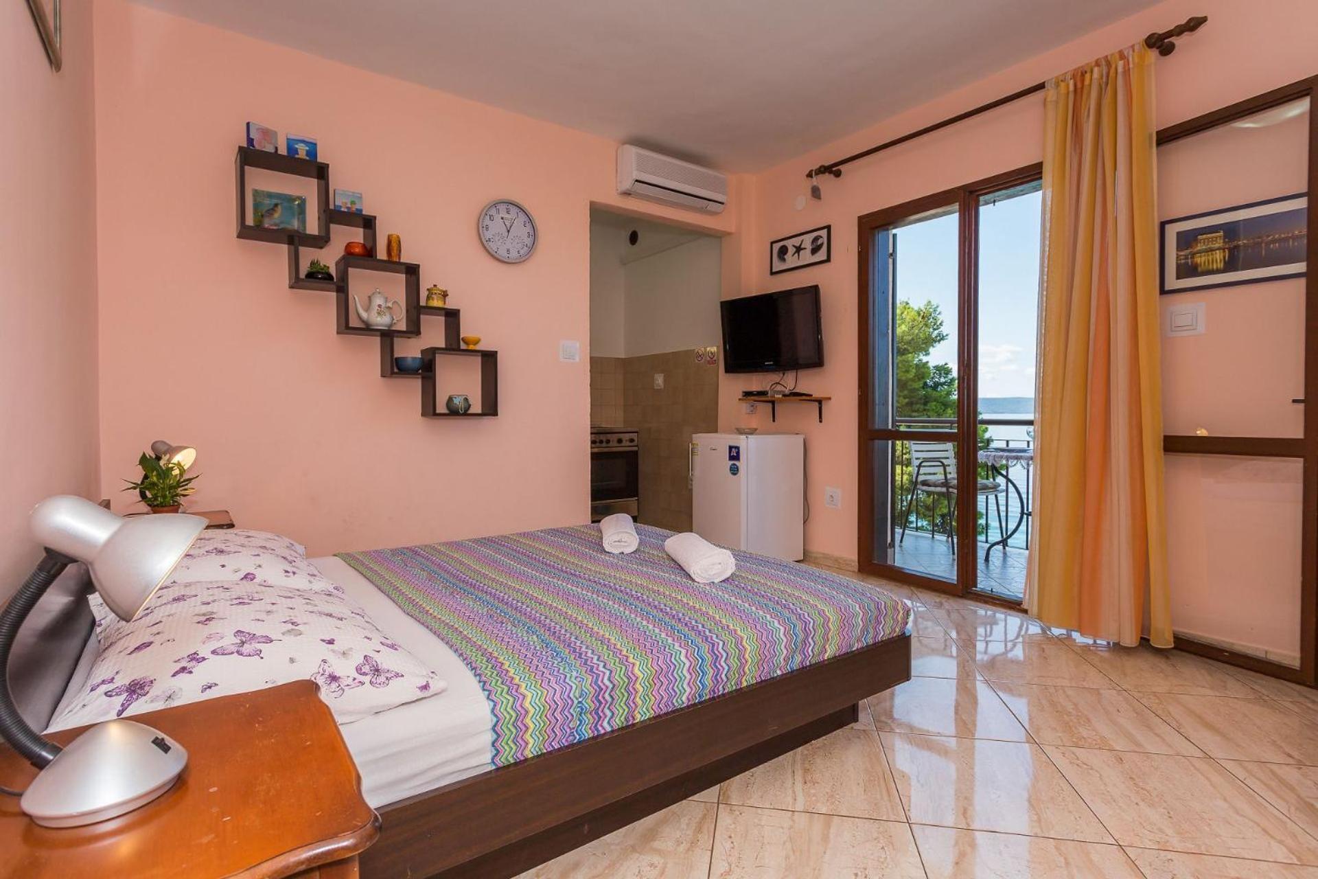 Apartments Verica - 15 M From Beach Krilo Bagian luar foto