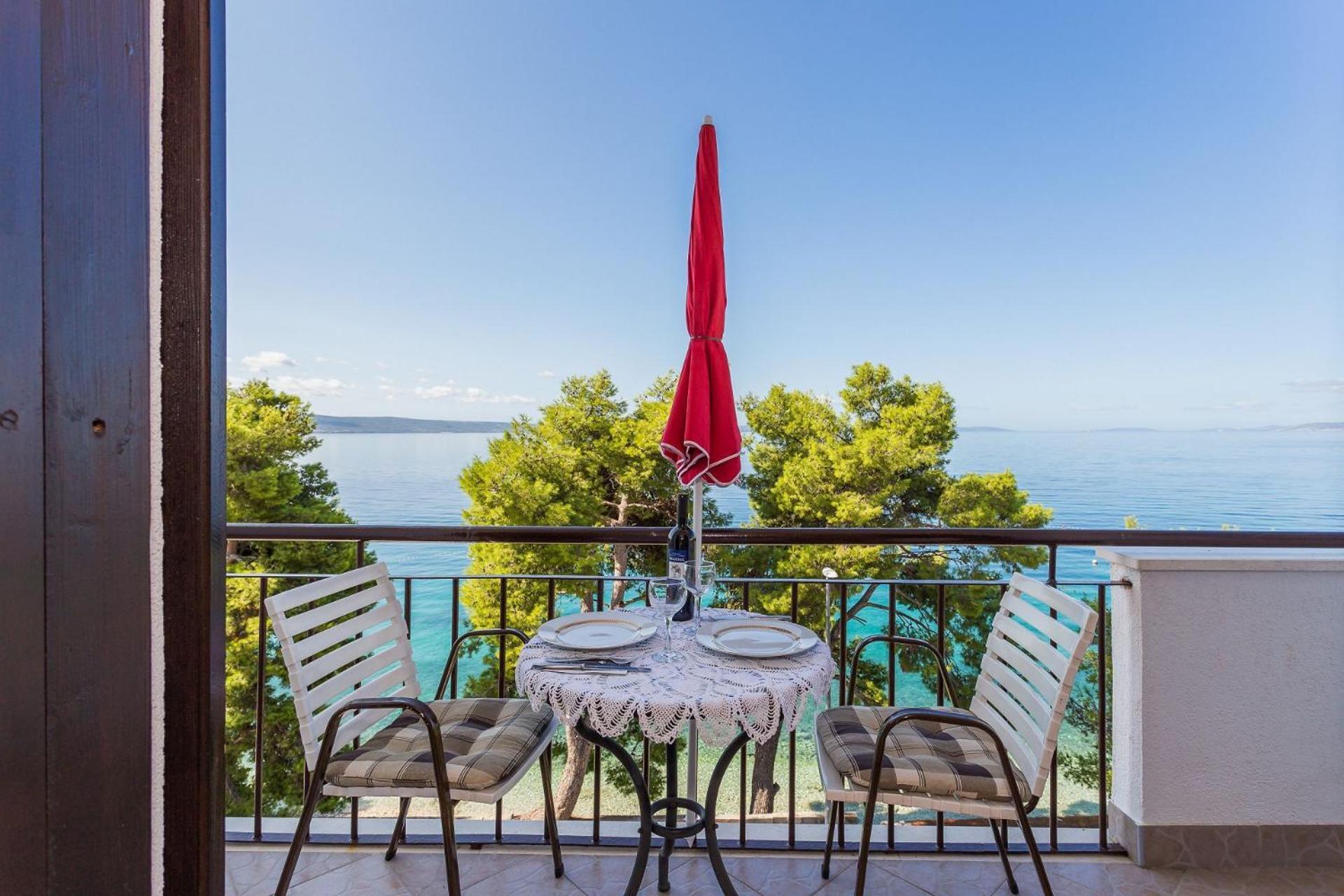 Apartments Verica - 15 M From Beach Krilo Bagian luar foto