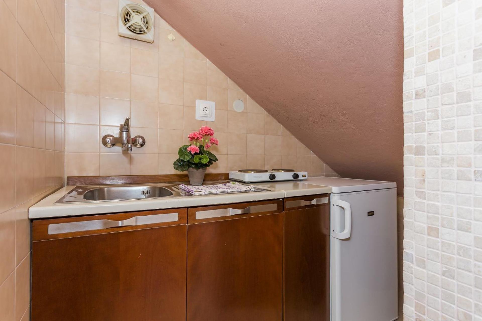 Apartments Verica - 15 M From Beach Krilo Bagian luar foto