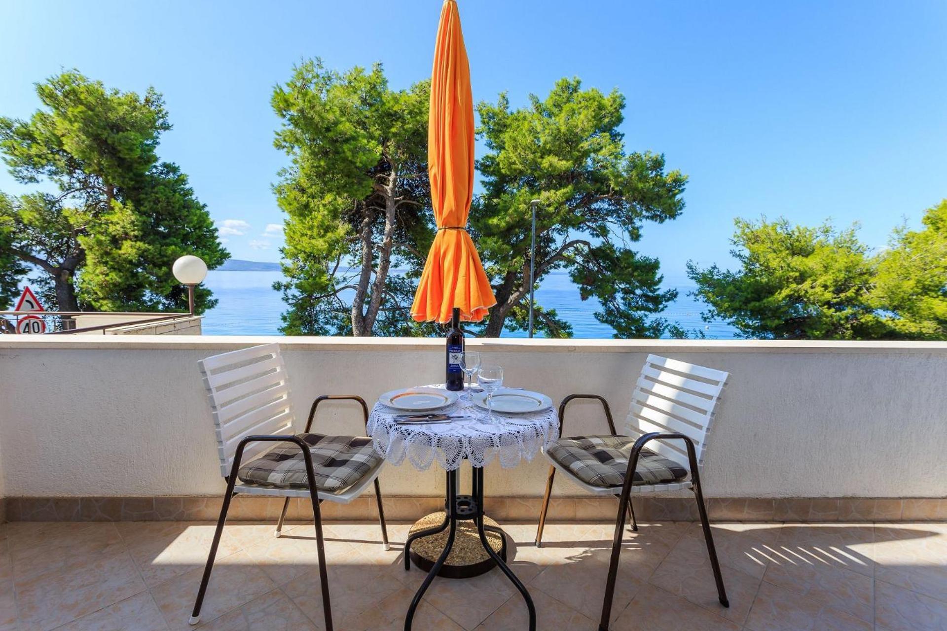 Apartments Verica - 15 M From Beach Krilo Bagian luar foto